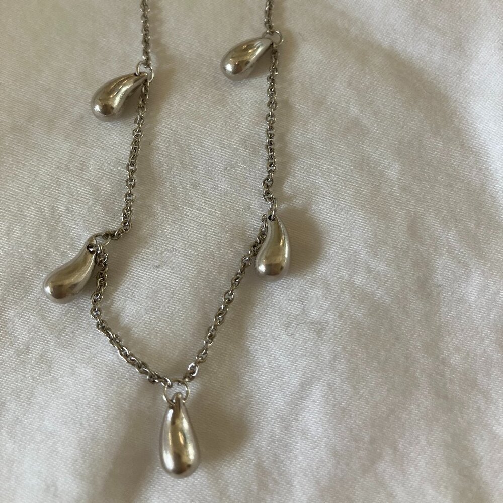 Vintage Tiffany & Co Elsa Peretti 5 Teardrop Charm Necklace